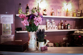 Hotels in Lipova